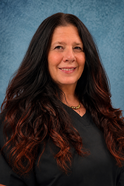 Renee Scully-Smith – Front Desk Coordinator